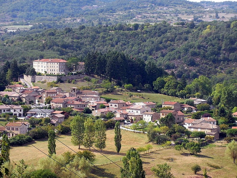 800px-Boucieu-le-roi_2010-09-03-19
